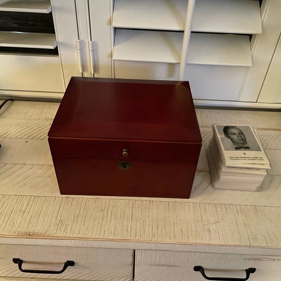 Sorel women’s kinetic impact lace shoe. Outer material is leather. Lace up - Picture 8 of 15